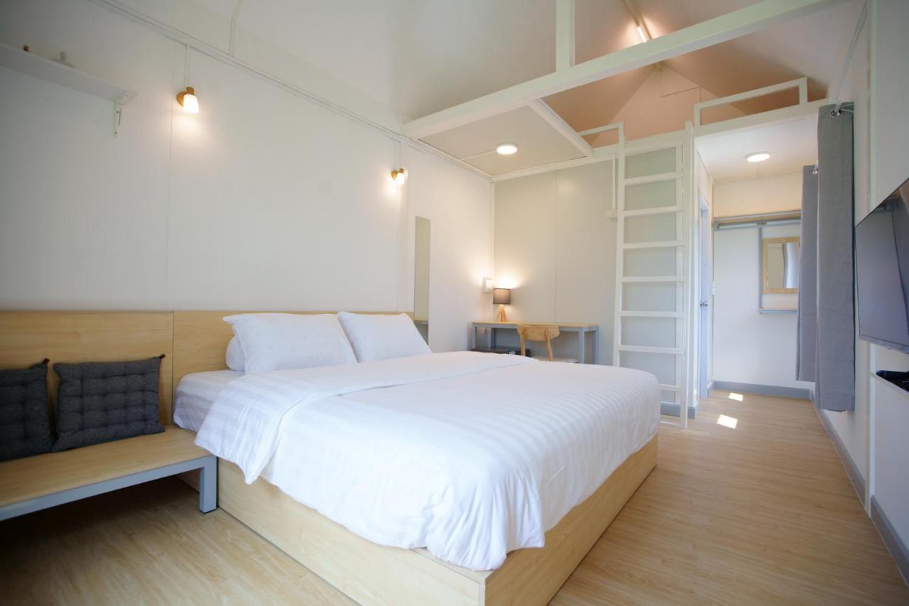 Barn Sampran Resort บ้านสามพรานรีสอร์ท Nakhon Pathom Exterior photo