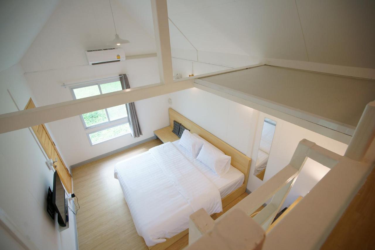 Barn Sampran Resort บ้านสามพรานรีสอร์ท Nakhon Pathom Exterior photo