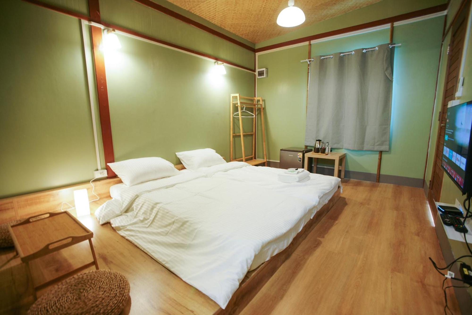 Barn Sampran Resort บ้านสามพรานรีสอร์ท Nakhon Pathom Exterior photo